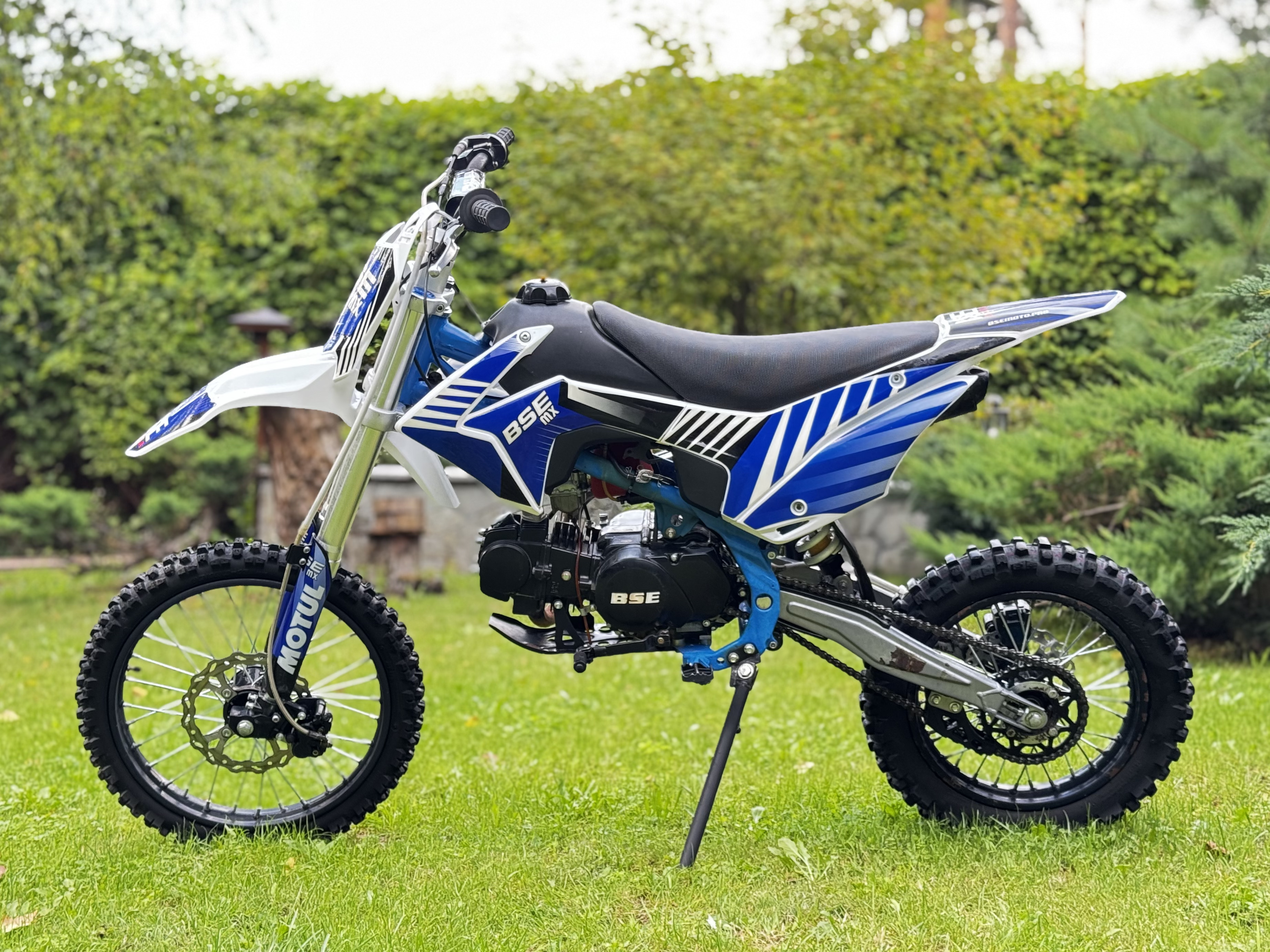 BSE MX 125 