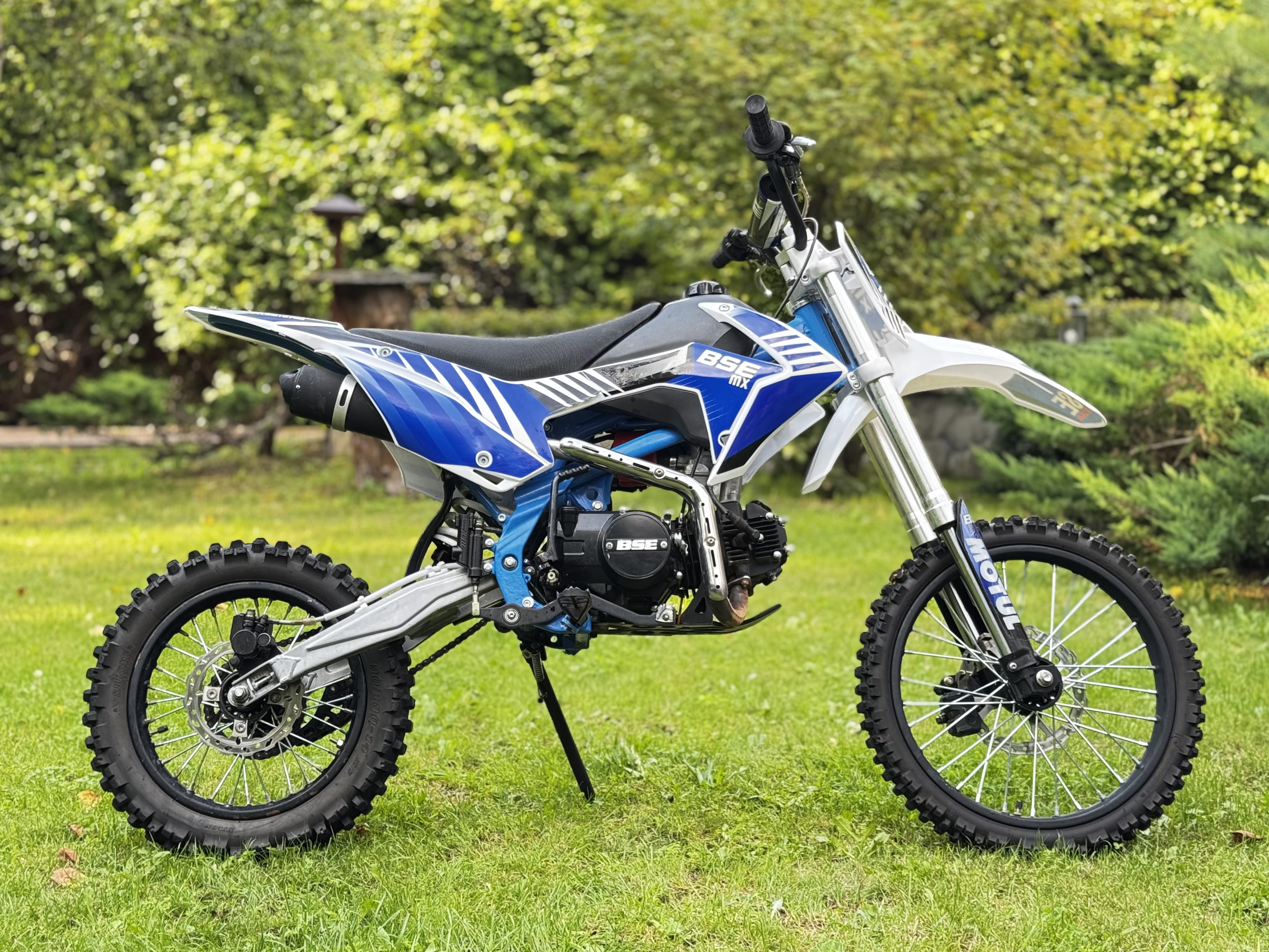 BSE MX 125 